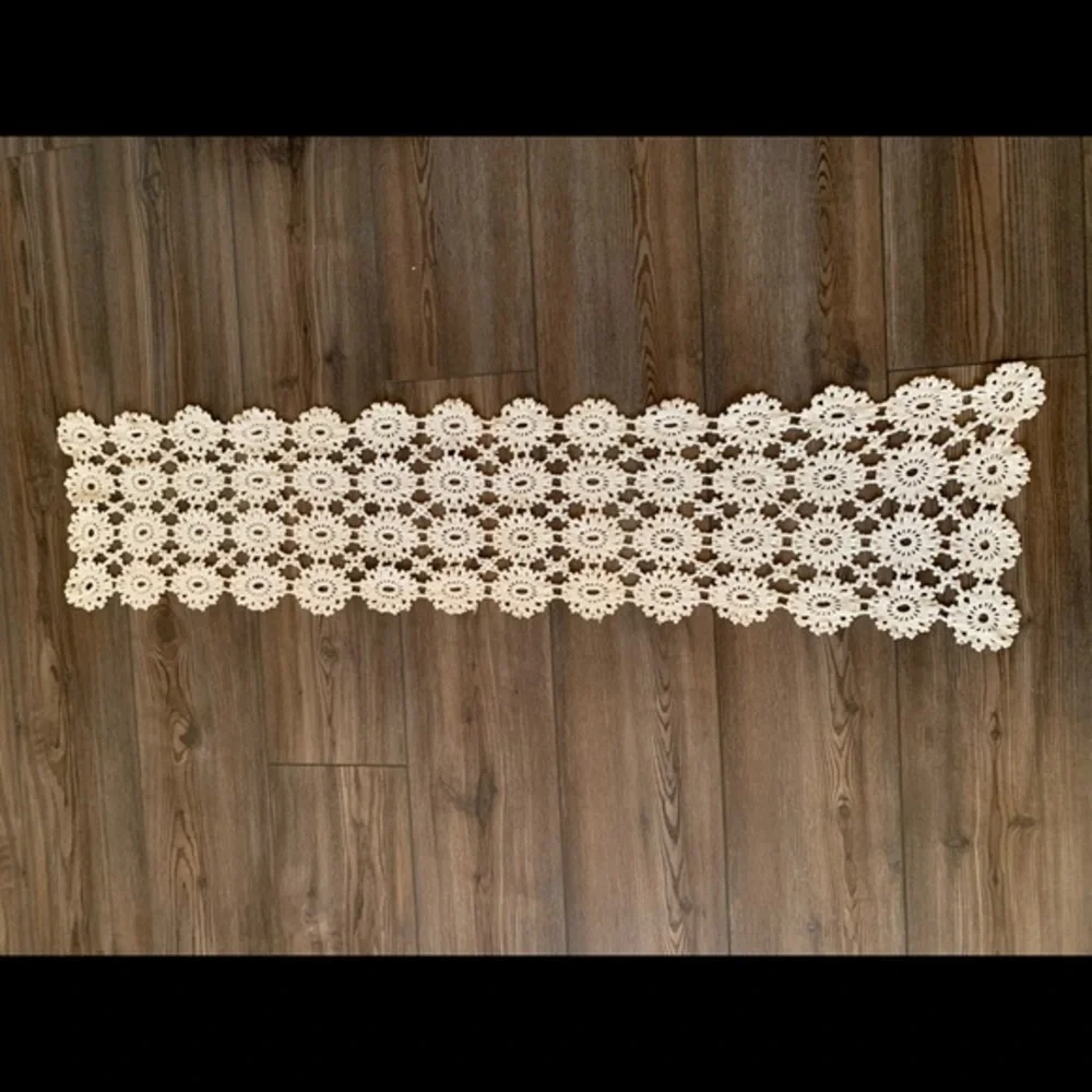Table Runner